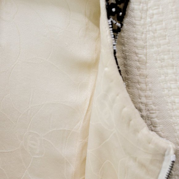 Chanel S/S 03 Beaded Zip Jacket - Picture 13 of 13